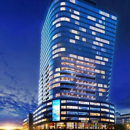 Hanza Tower White -23 Jacussi & Sauna & Pool شقة شتشيتسين